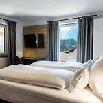 Haus Alpspitzchalet 32 Ferienhaus *