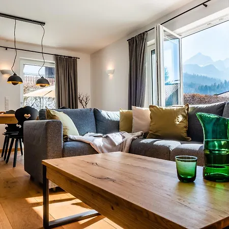 Haus Alpspitzchalet 32 Casa de Férias *