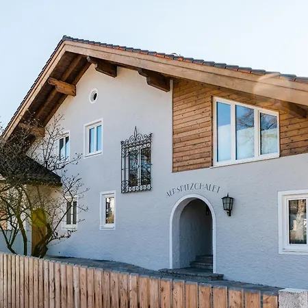 Haus Alpspitzchalet 32 Сasa de vacaciones *