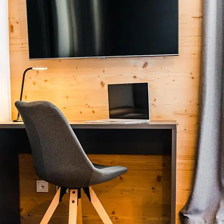 Haus Alpspitzchalet 32 *