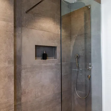 Haus Alpspitzchalet 32 * 加爾米施-帕滕基興