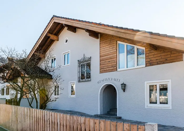 Haus Alpspitzchalet 32 Hébergement de vacances *